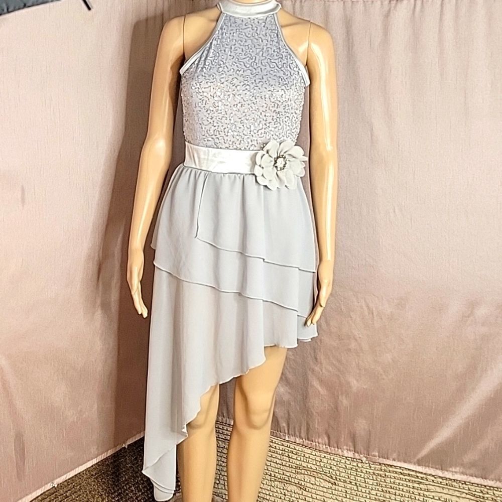WEISSMAN Silver‎ Sequins Gray Layered Dance Costume Small Adult